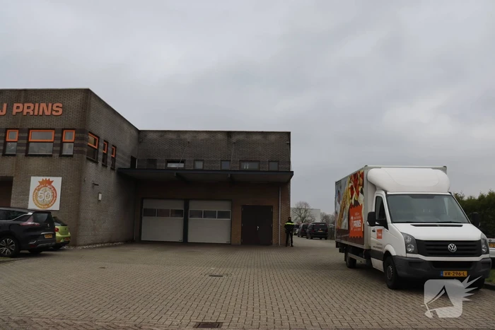 Groot politie onderzoek bij werkadres vermiste man