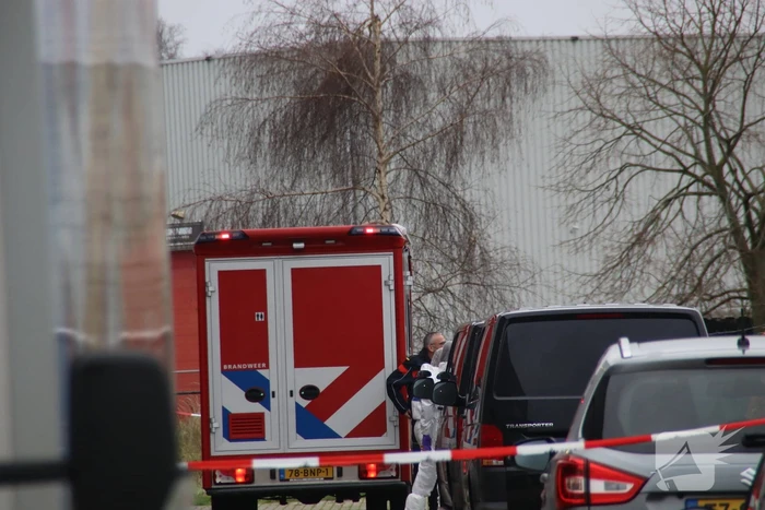 Groot politie onderzoek bij werkadres vermiste man