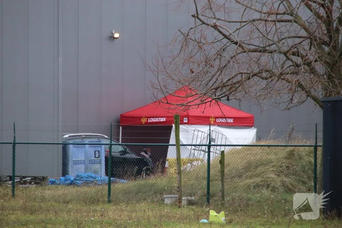 Groot politie onderzoek bij werkadres vermiste man