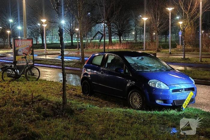 Fietser geschept door automobilist bij oversteken