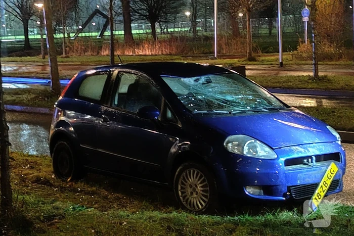 Fietser geschept door automobilist bij oversteken