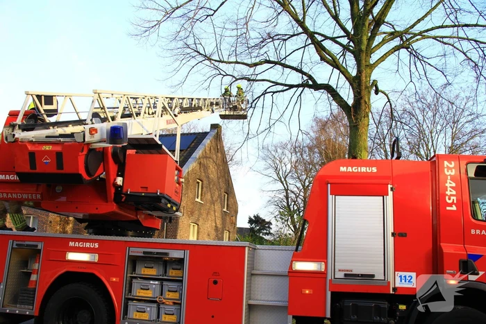 Brandweer heeft schoorsteenbrand snel onder controle