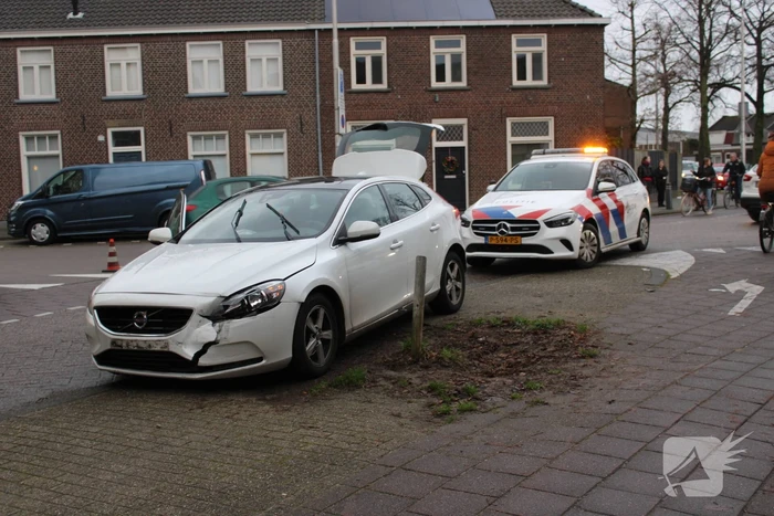 Gewonde en schade bij aanrijding