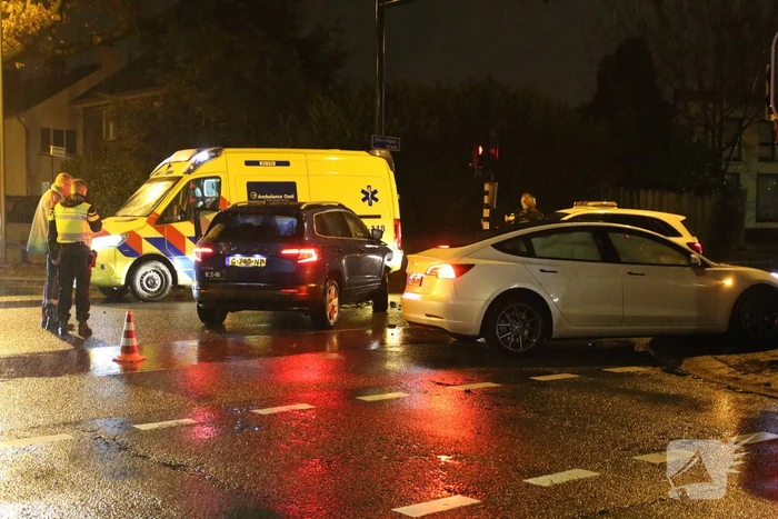 Flinke schade bij ongeval op kruising