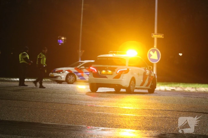 Automobilist en bestuurder van bestelbus in botsing