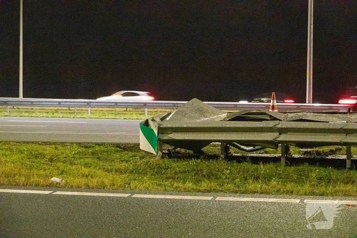 Flinke schade bij botsing op snelweg