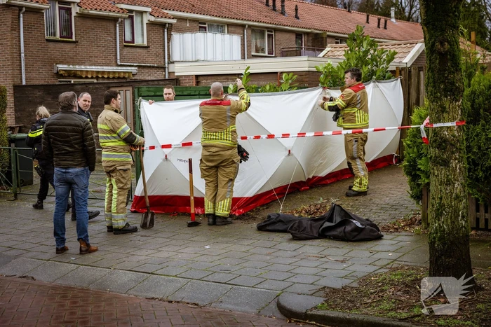 Overleden persoon gevonden in brandgang
