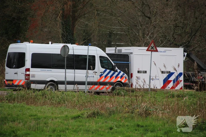 Overleden persoon aangetroffen in park