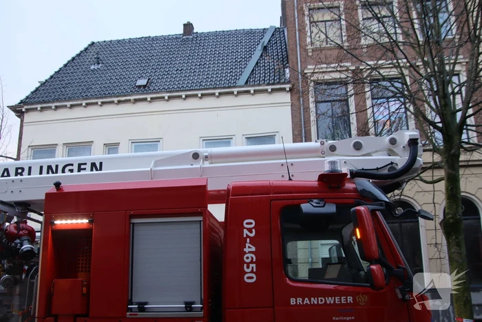 Dakrand dreigt te vallen door storm