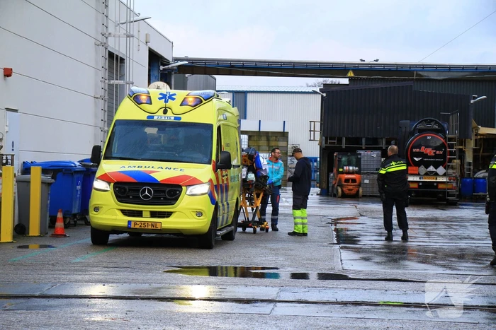Persoon gewond na bedrijfsongeval met gevaarlijke stof