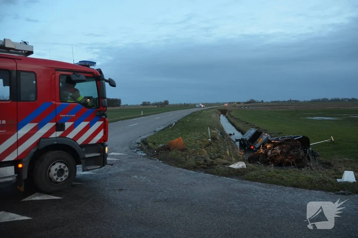 Veel schade bij aanrijding tussen twee voertuigen