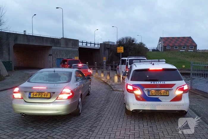 Hulpdiensten ingezet voor persoon te water