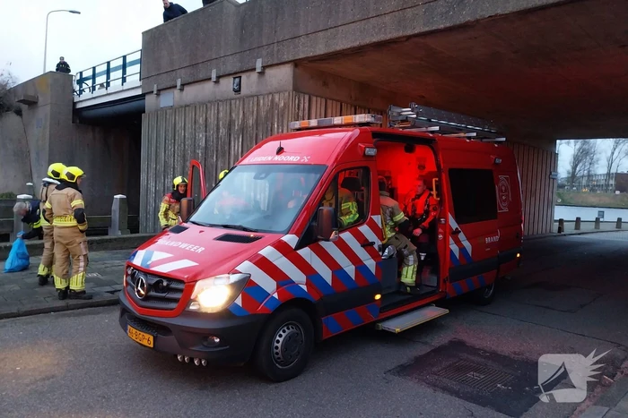 Hulpdiensten ingezet voor persoon te water