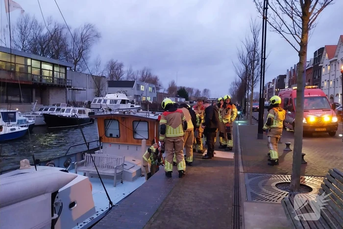 Hulpdiensten ingezet voor persoon te water