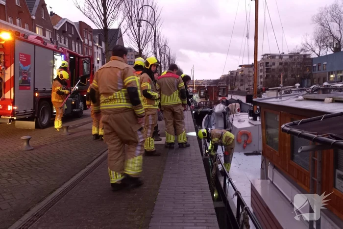 Hulpdiensten ingezet voor persoon te water