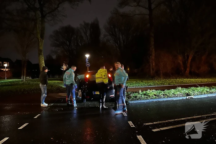 Automobilist rijdt auto kapot op bussluis