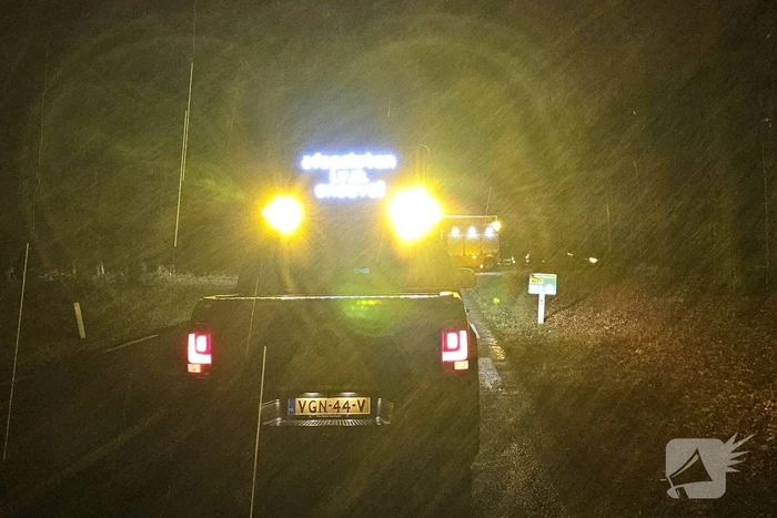 Persoon overleden bij botsing met boom