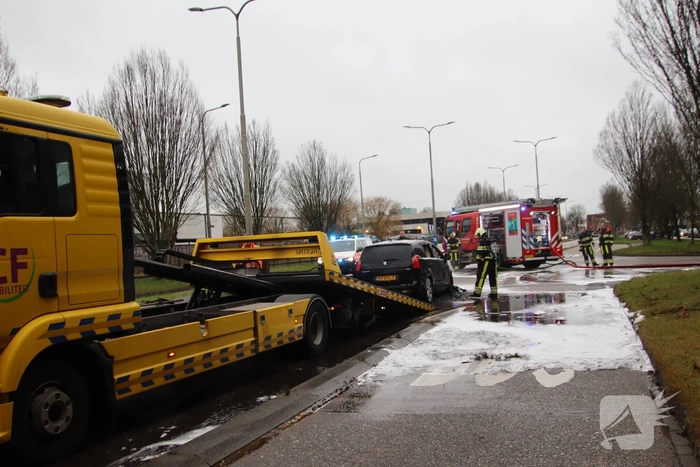 Auto volledig uitgebrand