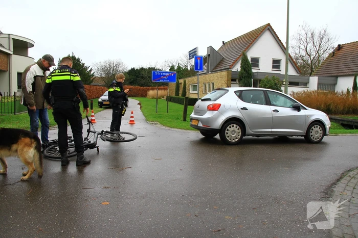 Fietser ernstig gewond bij aanrijding met personenauto