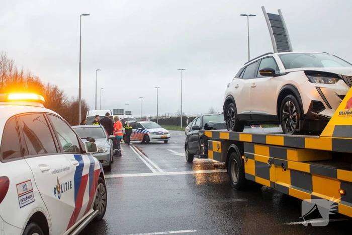 Dronken bestuurder veroorzaakt kop-staartbotsing