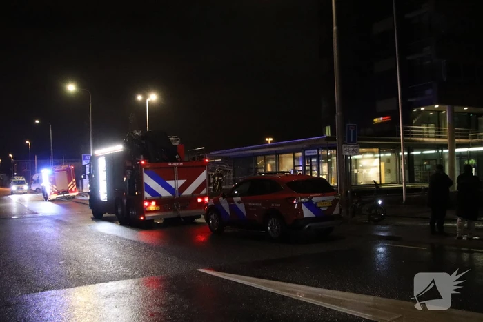 Zoektocht naar vastzittend persoon in bedrijfspand