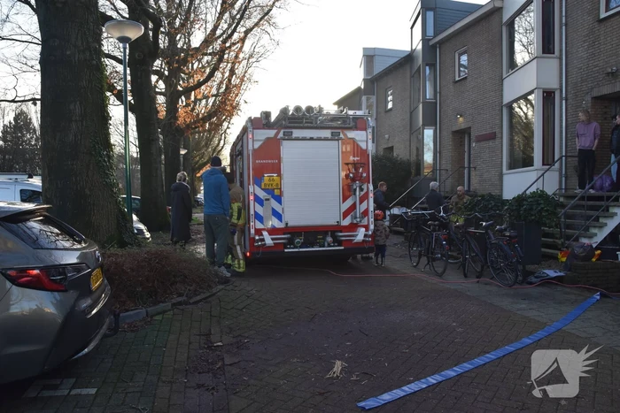 Meerdere garageboxen onderwater door hevige regenval