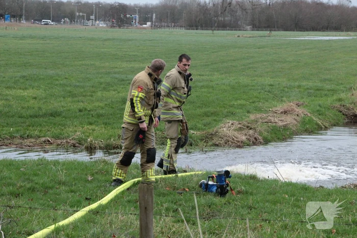 Kelder van evenementen locatie dreigt onder te lopen