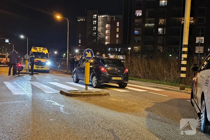 Voetganger aangereden op oversteekplaats
