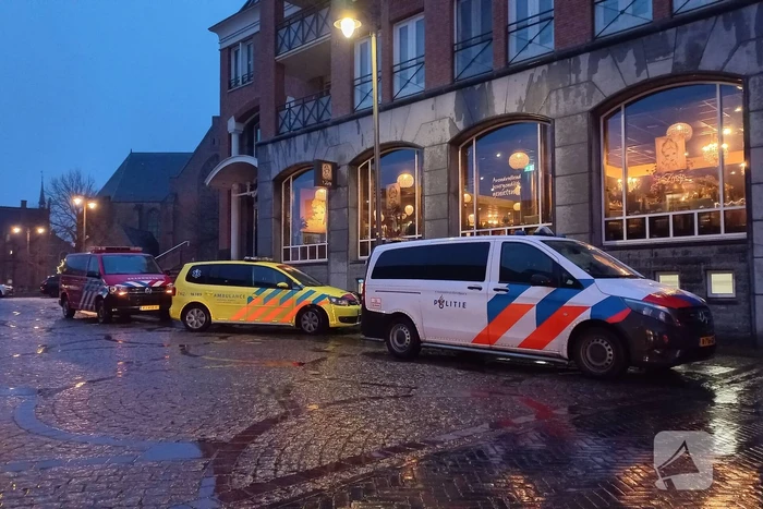 Brandweer ingezet voor vreemde lucht in parkeergarage