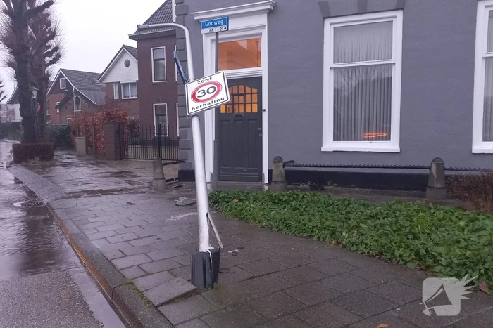 Brandweer ingezet voor vreemde lucht in parkeergarage