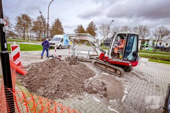 Waterleidingbreuk nabij 'Urban Villa' zorgt even voor minder drinkwater