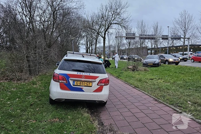 Scooterrijder onderuit na uitwijkmanoeuvre