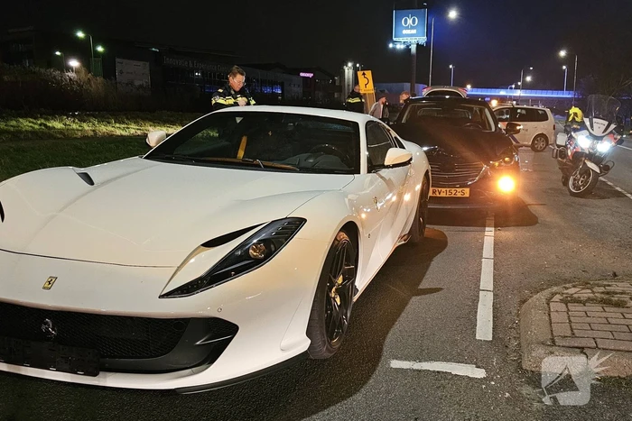 Dure Ferrari betrokken bij ongeval