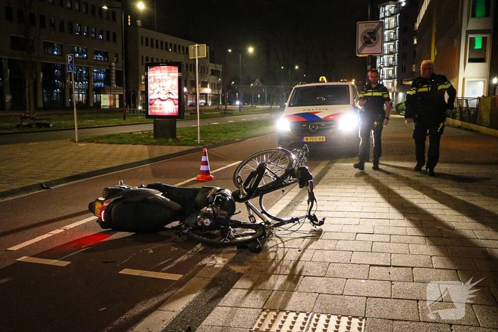 Fietser gewond bij ongeval met scooter