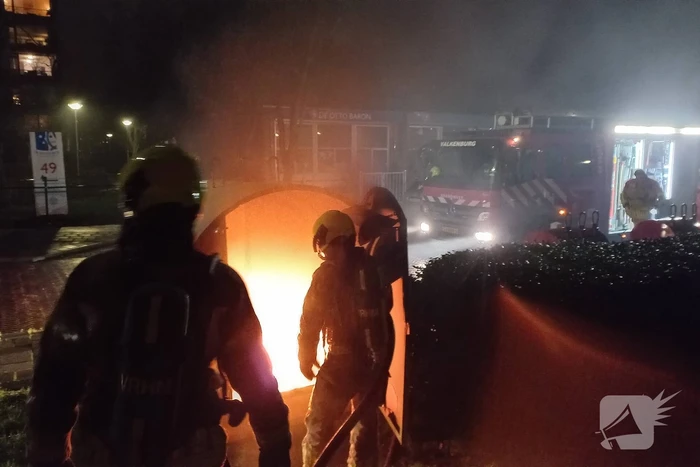 Kledingcontainer uitgebrand