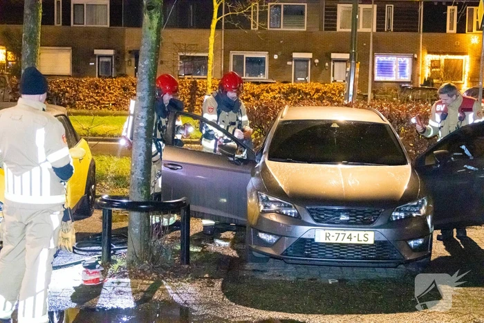Veel schade bij autobrand