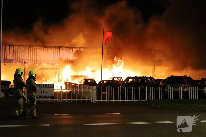 Gigantische brand in garage
