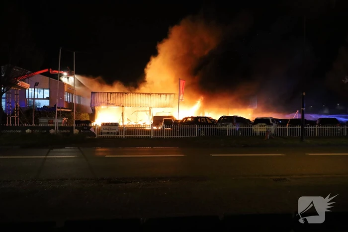 Gigantische brand in garage