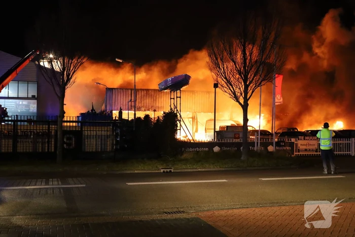 Gigantische brand in garage