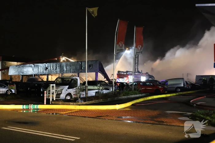 Gigantische brand in garage