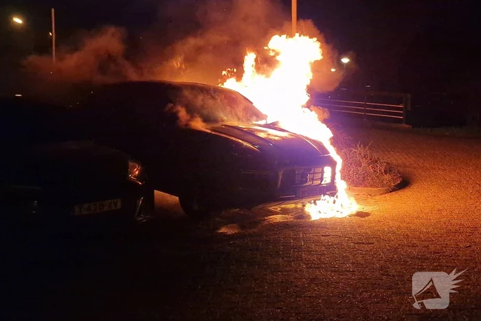 Porsche Cayenne verwoest door brand