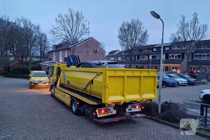 Porsche Cayenne verwoest door brand