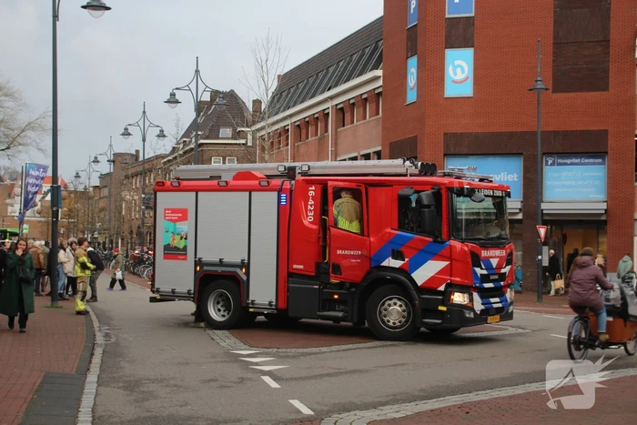 Prullenbak vat vlam in parkeergarage