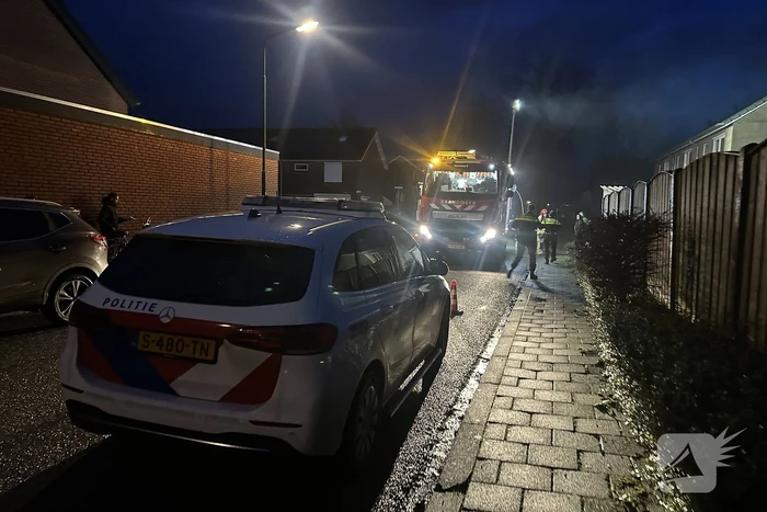Felle brand in garage, vuurwerk mogelijk oorzaak van de brand