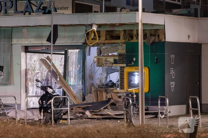 Ravage na plofkraak op geldautomaat