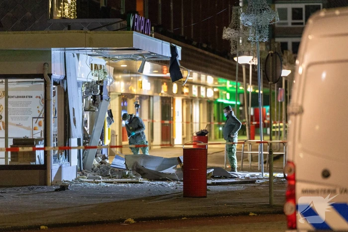 Ravage na plofkraak op geldautomaat