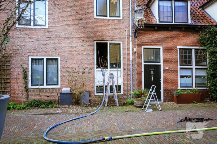 Veel schade bij woningbrand