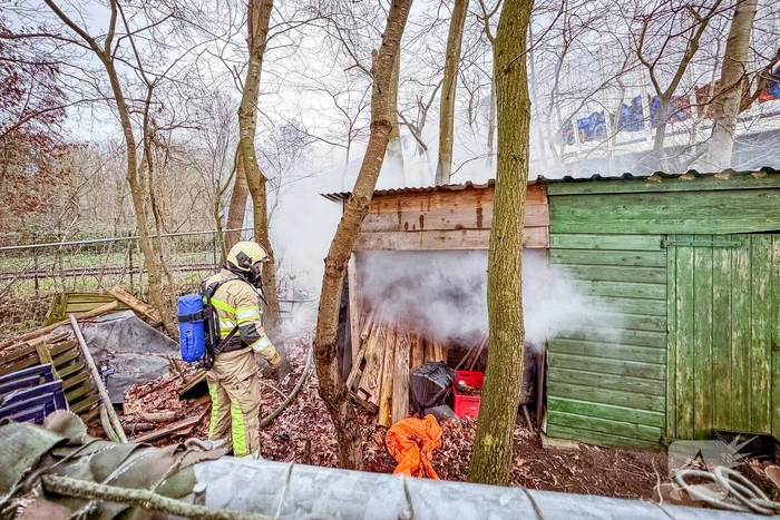 Schuur in volkstuin afgebrand