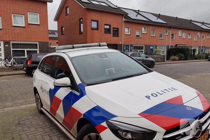 Woning beschadigd nadat vuurwerk in brievenbus wordt gegooid
