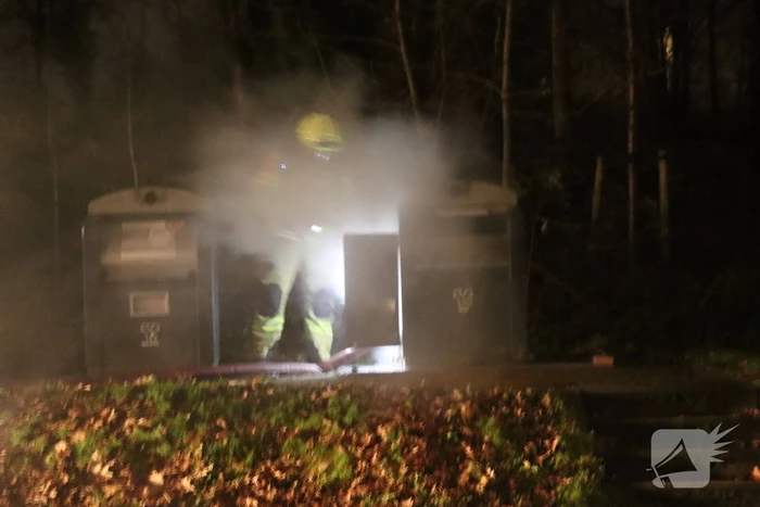 Veel rookontwikkeling bij brand in container